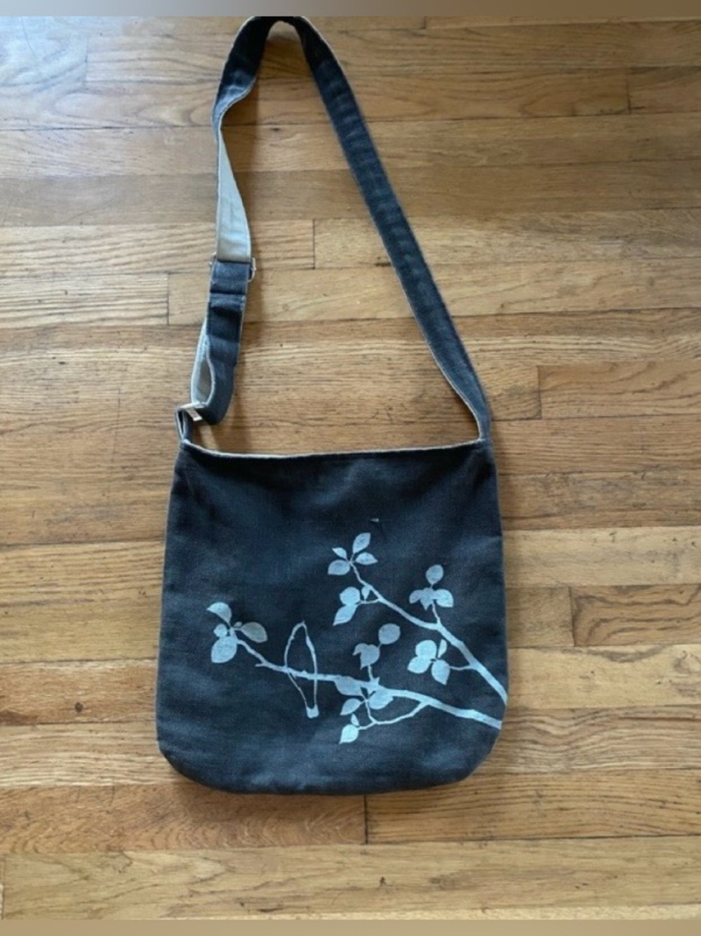 Uzura Seattle  Gray Cotton Canvas Crossbody Messenger Bag.
